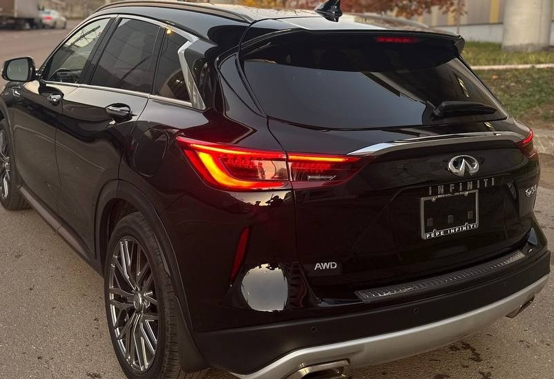 Аренда infiniti qx50 бизнес класса 2020 года в городе Москва Дубровка от 8000 руб./сутки, полный привод, двигатель: бензин, объем 2 литра, ОСАГО (Впишу в полис), без водителя, недорого, вид 4 - RentRide