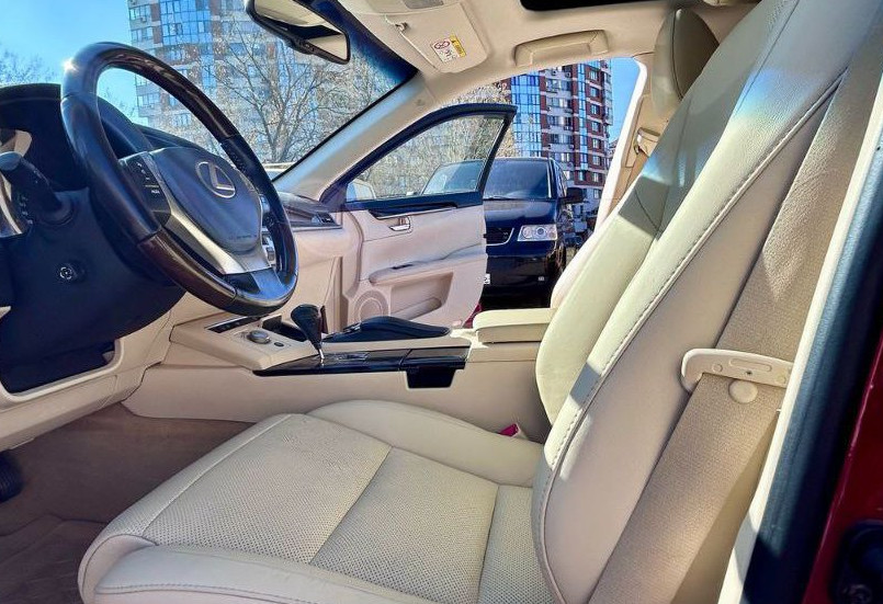 Аренда lexus es комфорт класса 2014 года в городе Москва Котельники от 3600 руб./сутки, полный привод, двигатель: бензин, объем 2.5 литров, ОСАГО (Впишу в полис), без водителя, недорого, вид 7 - RentRide