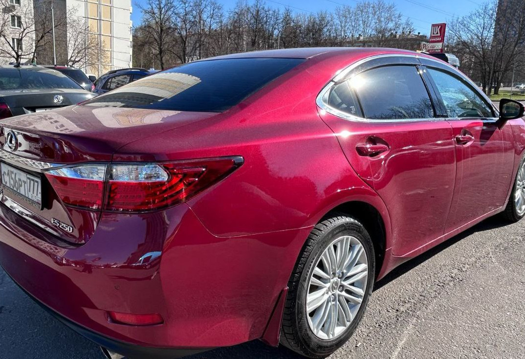 Аренда lexus es комфорт класса 2014 года в городе Москва Котельники от 3600 руб./сутки, полный привод, двигатель: бензин, объем 2.5 литров, ОСАГО (Впишу в полис), без водителя, недорого, вид 4 - RentRide