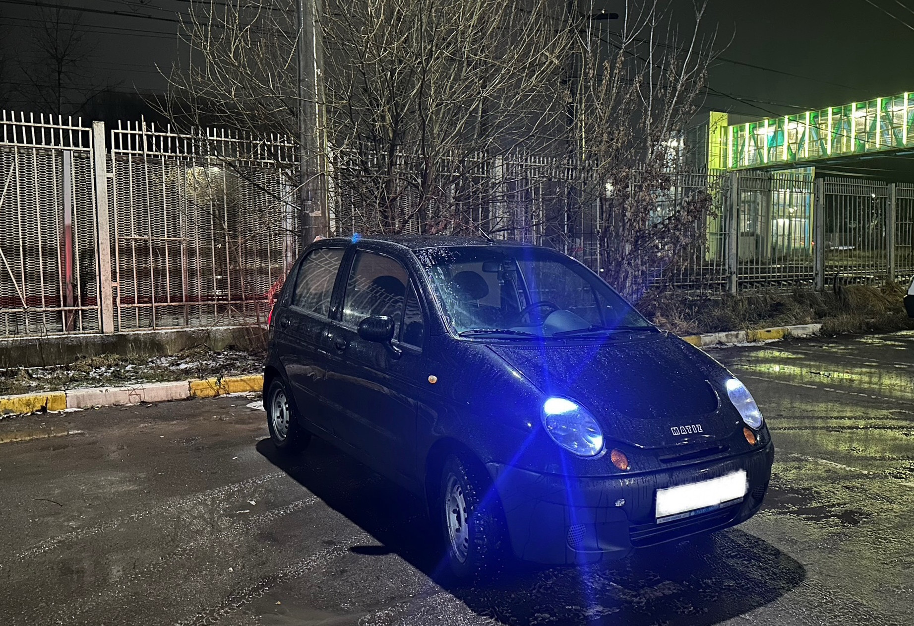 Аренда daewoo matiz эконом класса 2013 года в городе Москва от 800 руб./сутки, передний привод, двигатель: бензин, объем 0.8 литров, ОСАГО (Мультидрайв), без водителя, недорого, вид 4 - RentRide