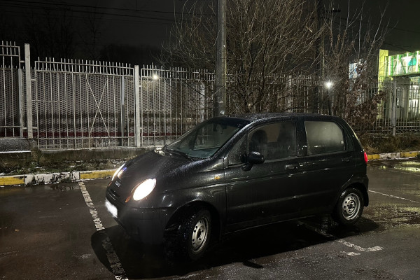 Прокат авто daewoo matiz эконом класса 2013 года в городе Дедовск от 800 руб./сутки, передний привод, двигатель: бензин, объем 0.8 литров, ОСАГО (Мультидрайв), без водителя, недорого - RentRide