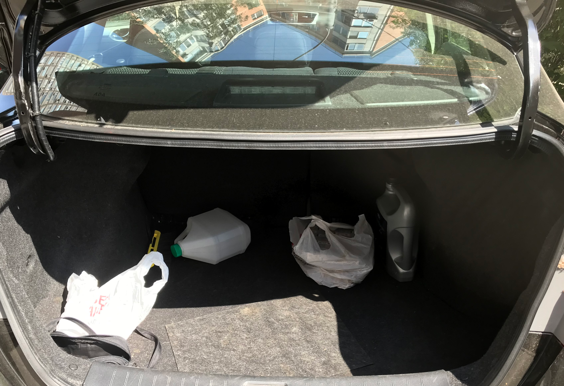 Аренда nissan sentra эконом класса 2014 года в городе Москва Электрозаводская от 3200 руб./сутки, задний привод, двигатель: бензин, объем 1.6 литров, ОСАГО (Впишу в полис), без водителя, недорого, вид 8 - RentRide