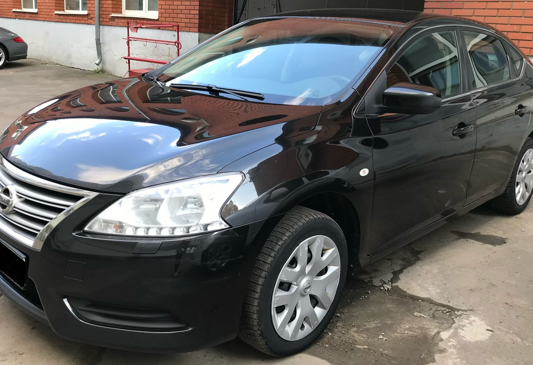 Аренда nissan sentra 2014 года в городе Москва Электрозаводская от 5000 руб./сутки, задний привод, двигатель: бензин, объем 1.6 литров, ОСАГО (Впишу в полис), без водителя, недорого, вид 7 - RentRide