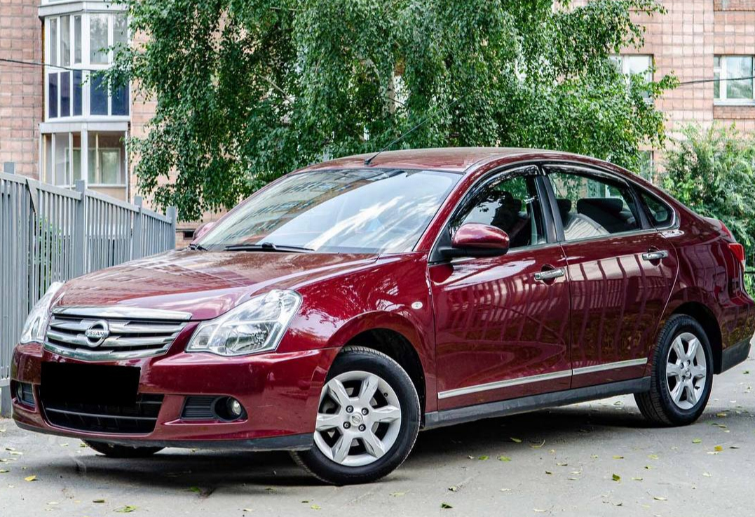 Аренда nissan almera эконом класса 2016 года в городе Москва Нагорная от 2200 руб./сутки, передний привод, двигатель: бензин, объем 1.6 литров, ОСАГО (Впишу в полис), без водителя, недорого - RentRide