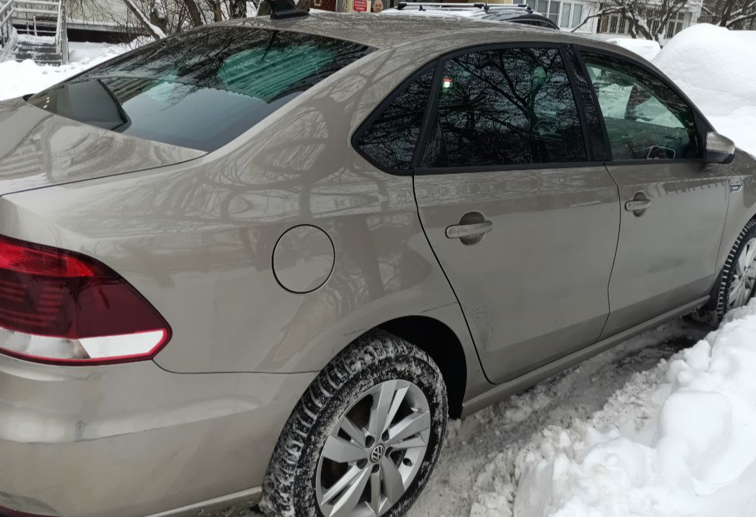 Аренда volkswagen polo эконом класса 2019 года в городе Москва Зюзино от 1920 руб./сутки, передний привод, двигатель: бензин, объем 1.6 литров, ОСАГО (Мультидрайв), без водителя, недорого, вид 8 - RentRide
