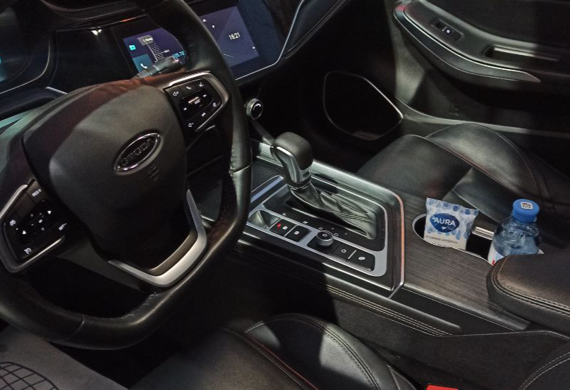 Аренда omoda s5 эконом класса 2023 года в городе Москва Народное Ополчение от 2960 руб./сутки, передний привод, двигатель: бензин, объем 1.5 литров, каско (Мультидрайв), ОСАГО (Мультидрайв), без водителя, недорого, вид 4 - RentRide