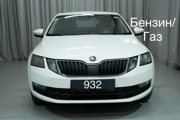 Прокат авто skoda octavia эконом класса 2020 года в городе Москва Яхромская от 2080 руб./сутки, передний привод, двигатель: бензин, объем 1.6 литров, ОСАГО (Мультидрайв), без водителя, недорого - RentRide