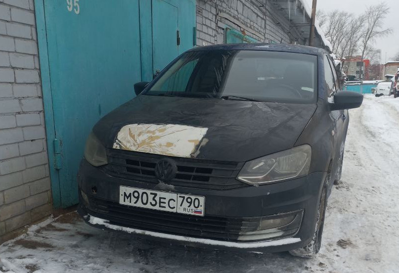 Аренда volkswagen polo эконом класса 2019 года в городе Москва от 1100 руб./сутки, передний привод, двигатель: бензин, объем 1.6 литров, ОСАГО (Впишу в полис), без водителя, недорого - RentRide