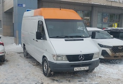 Аренда mercedes-benz sprinter 1998 года в городе Москва от 6400 руб./сутки, задний привод, двигатель: дизель, объем 2.9 литров, каско (Впишу в полис), ОСАГО (Впишу в полис), без водителя, недорого, вид 2 - RentRide