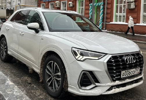 Аренда audi q3 2021 года в городе Москва Проспект Мира от 4800 руб./сутки, передний привод, двигатель: бензин, объем 1.4 литра, ОСАГО (Мультидрайв), без водителя, недорого - RentRide