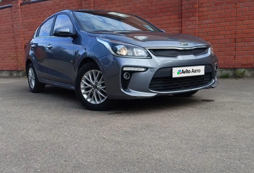 Аренда kia rio эконом класса 2020 года в городе Москва Яхромская от 2250 руб./сутки, передний привод, двигатель: бензин, объем 1.6 литров, ОСАГО (Впишу в полис), без водителя, недорого - RentRide