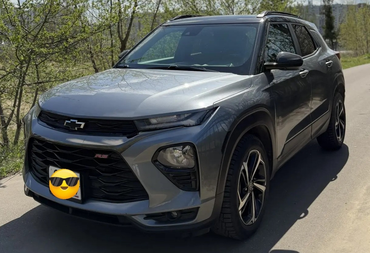 Аренда chevrolet trailblazer стандарт класса 2021 года в городе Москва Лесопарковая от 3360 руб./сутки, передний привод, двигатель: бензин, объем 1.3 литра, каско (Мультидрайв), ОСАГО (Мультидрайв), без водителя, недорого - RentRide