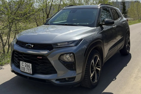 Прокат авто chevrolet trailblazer стандарт класса 2021 года в городе Москва Лесопарковая от 3360 руб./сутки, передний привод, двигатель: бензин, объем 1.3 литра, каско (Мультидрайв), ОСАГО (Мультидрайв), без водителя, недорого - RentRide
