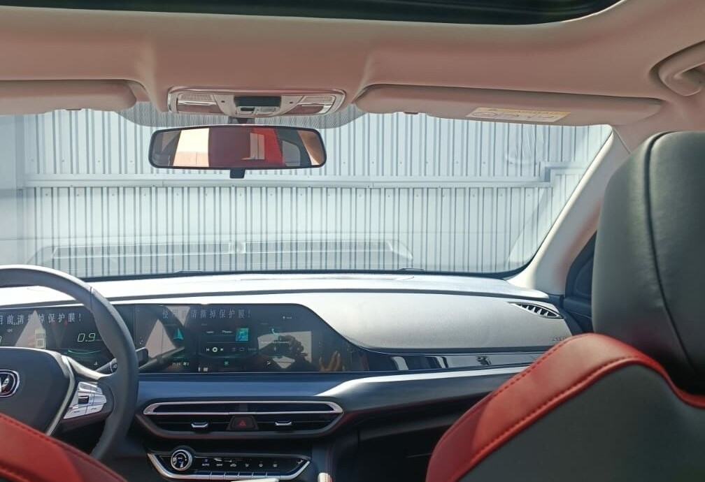 Аренда changan eado стандарт класса 2023 года в городе Москва Авиамоторная от 4400 руб./сутки, передний привод, двигатель: бензин, объем 1.4 литра, ОСАГО (Мультидрайв), без водителя, недорого, вид 5 - RentRide