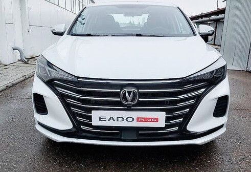Аренда changan eado стандарт класса 2023 года в городе Москва Авиамоторная от 4400 руб./сутки, передний привод, двигатель: бензин, объем 1.4 литра, ОСАГО (Мультидрайв), без водителя, недорого - RentRide