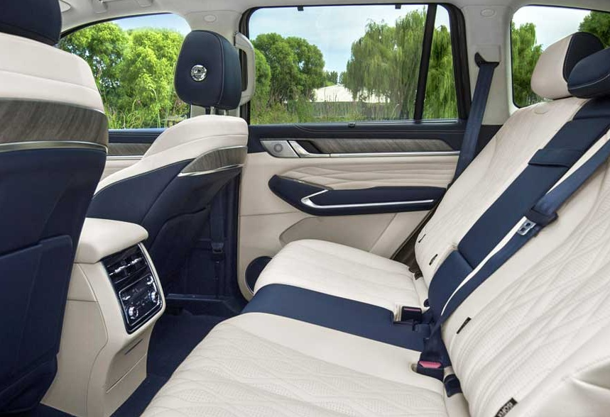 Аренда tank 500 бизнес класса 2024 года в городе Москва Щукинская от 9040 руб./сутки, полный привод, двигатель: бензин, объем 3 литра, каско (Мультидрайв), ОСАГО (Мультидрайв), без водителя, недорого, вид 7 - RentRide