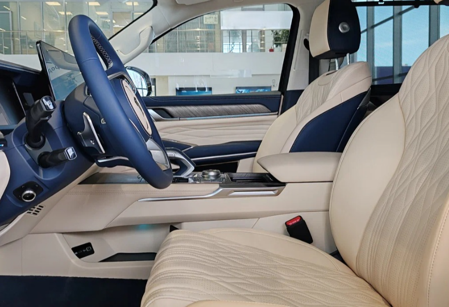 Аренда tank 500 бизнес класса 2024 года в городе Москва Щукинская от 9040 руб./сутки, полный привод, двигатель: бензин, объем 3 литра, каско (Мультидрайв), ОСАГО (Мультидрайв), без водителя, недорого, вид 6 - RentRide