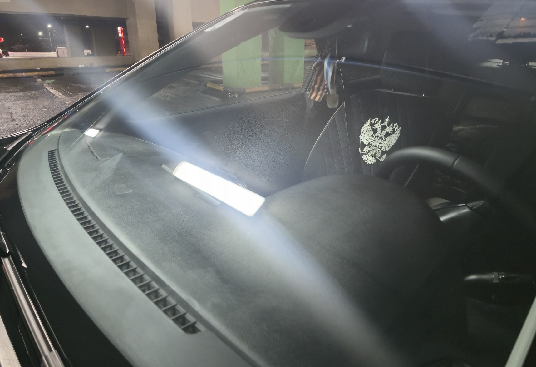 Аренда mazda 6 эконом класса 2005 года в городе Москва от 1360 руб./сутки, передний привод, двигатель: бензин, объем 2 литра, ОСАГО (Впишу в полис), без водителя, недорого, вид 5 - RentRide