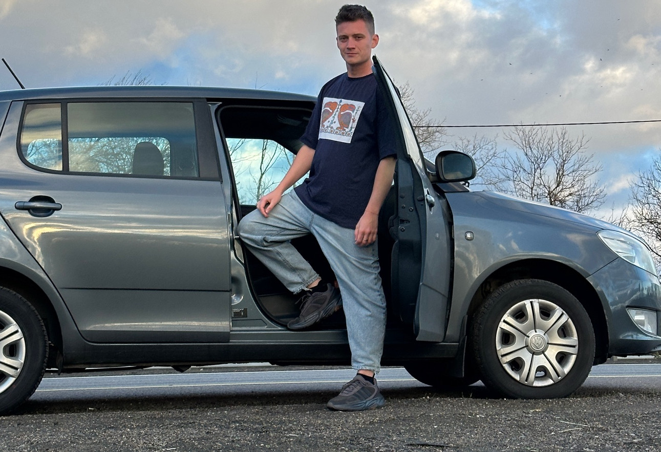 Аренда skoda fabia эконом класса 2013 года в городе Москва Полежаевская от 2000 руб./сутки, передний привод, двигатель: бензин, объем 1.2 литра, каско (Впишу в полис), ОСАГО (Впишу в полис), без водителя, недорого, вид 4 - RentRide