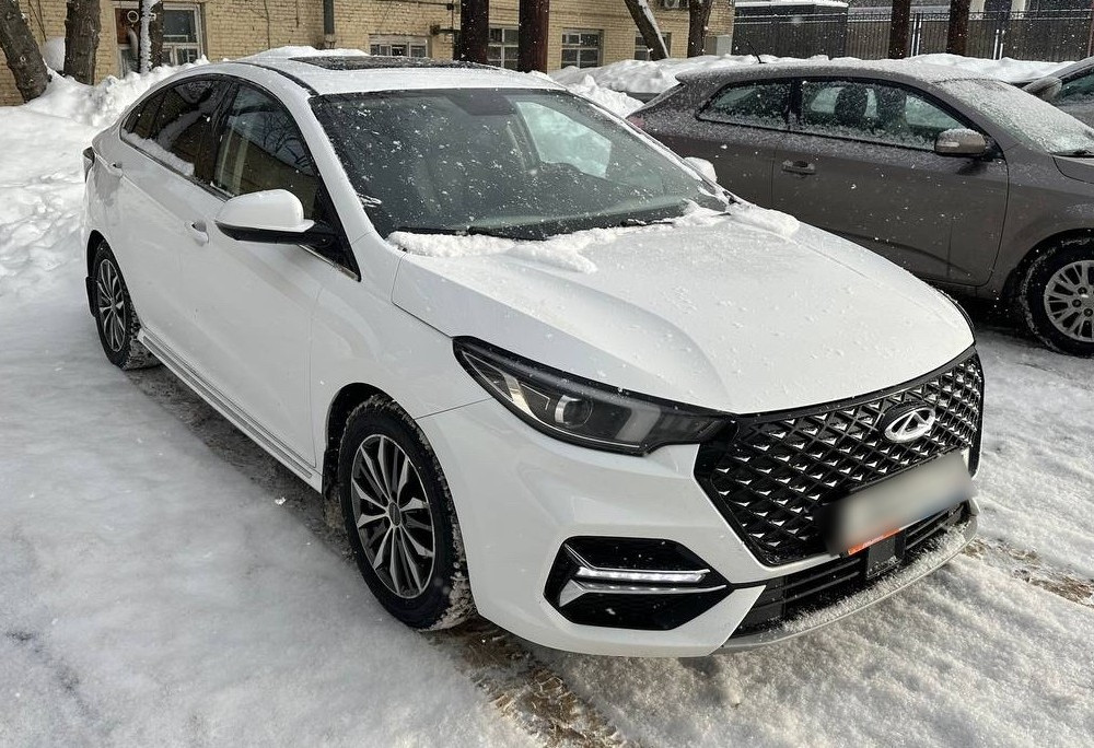 Аренда omoda s5 стандарт класса 2023 года в городе Москва Авиамоторная от 3500 руб./сутки, передний привод, двигатель: бензин, объем 1.5 литров, ОСАГО (Мультидрайв), без водителя, недорого, вид 2 - RentRide