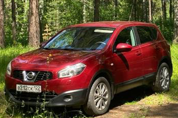 Прокат авто nissan qashqai эконом класса 2011 года в городе Барнаул от 3200 руб./сутки, полный привод, двигатель: бензин, объем 2 литра, ОСАГО (Впишу в полис), без водителя, недорого - RentRide