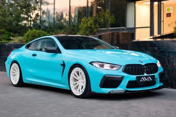 Прокат авто bmw m8 премиум класса 2019 года в городе Москва Автозаводская от 36000 руб./сутки, полный привод, двигатель: бензин, объем 4.4 литра, каско (Мультидрайв), ОСАГО (Мультидрайв), без водителя, недорого - RentRide