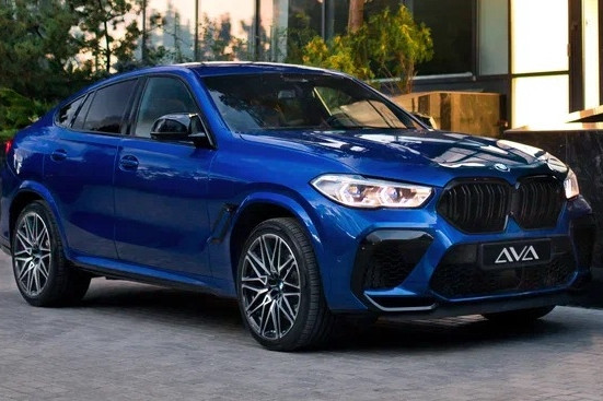 Прокат авто bmw x6-m премиум класса 2020 года в городе Москва Автозаводская от 36000 руб./сутки, полный привод, двигатель: бензин, объем 4.4 литра, каско (Мультидрайв), ОСАГО (Мультидрайв), без водителя, недорого - RentRide