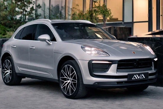 Прокат авто porsche macan премиум класса 2022 года в городе Москва Автозаводская от 14400 руб./сутки, полный привод, двигатель: бензин, объем 2 литра, каско (Мультидрайв), ОСАГО (Мультидрайв), без водителя, недорого - RentRide