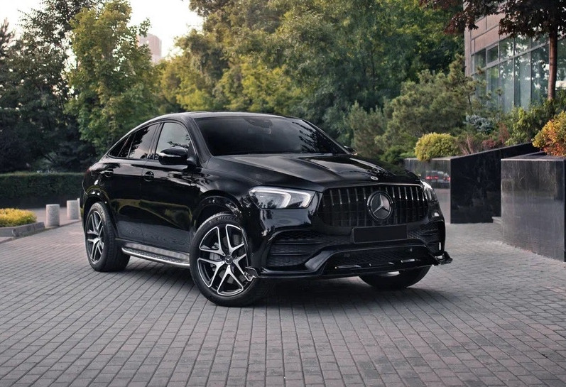 Аренда mercedes-benz gle-amg премиум класса 2021 года в городе Москва Автозаводская от 24000 руб./сутки, полный привод, двигатель: гибрид, объем 3 литра, каско (Мультидрайв), ОСАГО (Мультидрайв), без водителя, недорого, вид 2 - RentRide