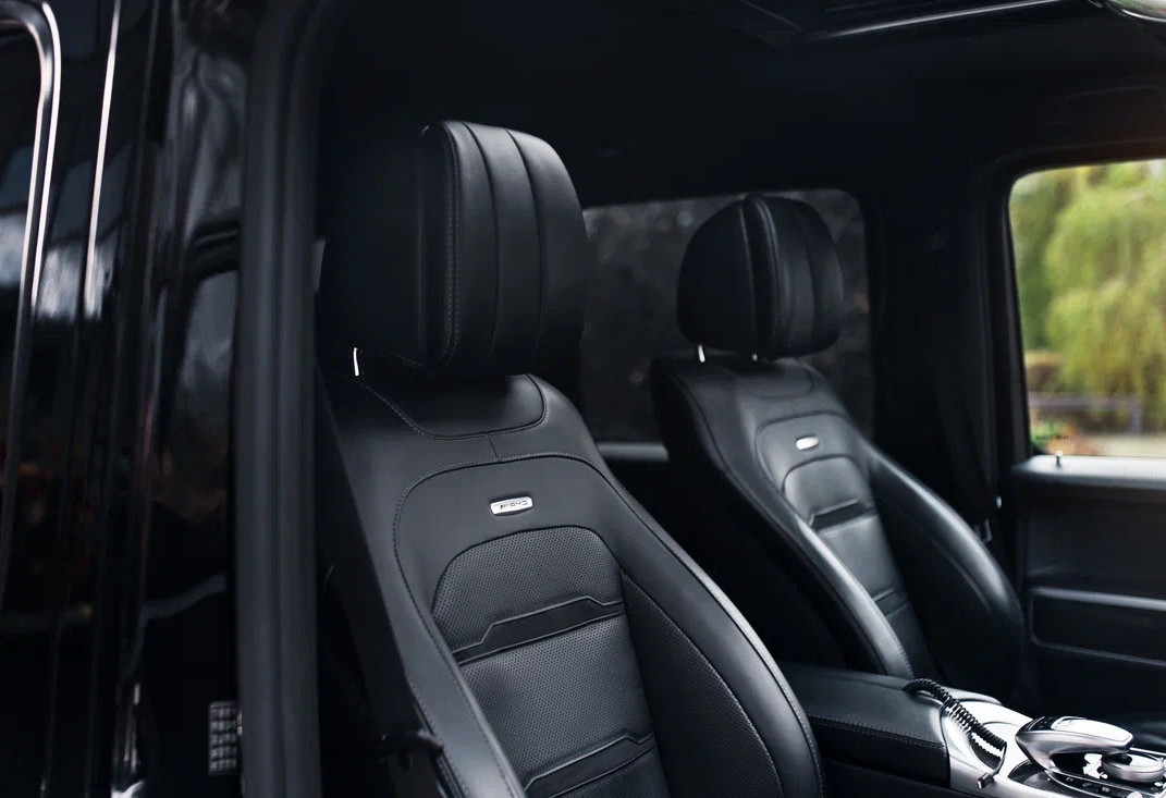 Аренда mercedes-benz g-klass-amg премиум класса 2018 года в городе Москва Автозаводская от 40000 руб./сутки, полный привод, двигатель: бензин, объем 4 литра, каско (Мультидрайв), ОСАГО (Мультидрайв), без водителя, недорого, вид 8 - RentRide