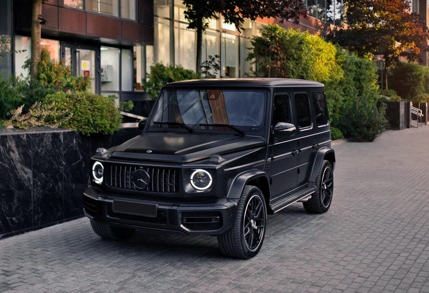 Аренда mercedes-benz g-63-amg премиум класса 2021 года в городе Москва Автозаводская от 44000 руб./сутки, полный привод, двигатель: бензин, объем 4.4 литра, каско (Мультидрайв), ОСАГО (Мультидрайв), без водителя, недорого, вид 3 - RentRide