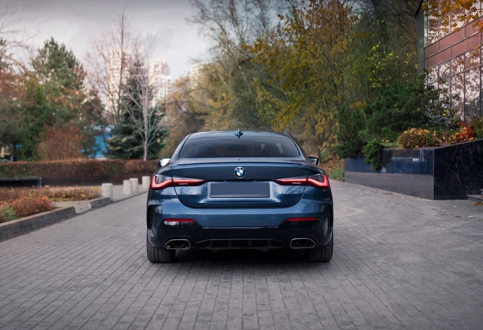 Аренда bmw 4-serii бизнес класса 2020 года в городе Москва Автозаводская от 16000 руб./сутки, полный привод, двигатель: гибрид, объем 3 литра, каско (Мультидрайв), ОСАГО (Мультидрайв), без водителя, недорого, вид 5 - RentRide