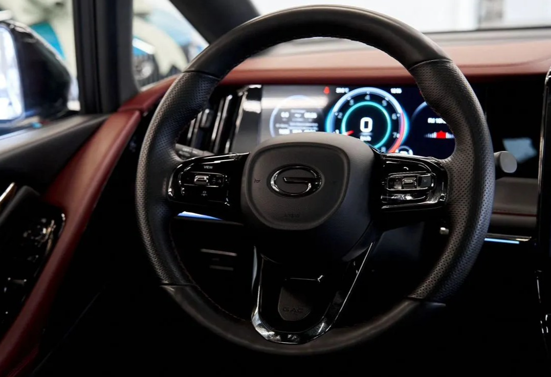 Аренда gac gac 2024 года в городе Москва Щукинская от 8472 руб./сутки, передний привод, двигатель: бензин, объем 2 литра, каско (Мультидрайв), ОСАГО (Мультидрайв), без водителя, недорого, вид 11 - RentRide