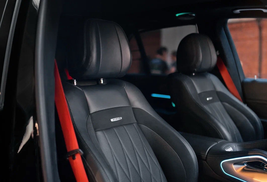 Аренда mercedes-benz gle-amg премиум класса 2021 года в городе Москва Автозаводская от 29600 руб./сутки, полный привод, двигатель: гибрид, объем 4 литра, каско (Мультидрайв), ОСАГО (Мультидрайв), без водителя, недорого, вид 9 - RentRide