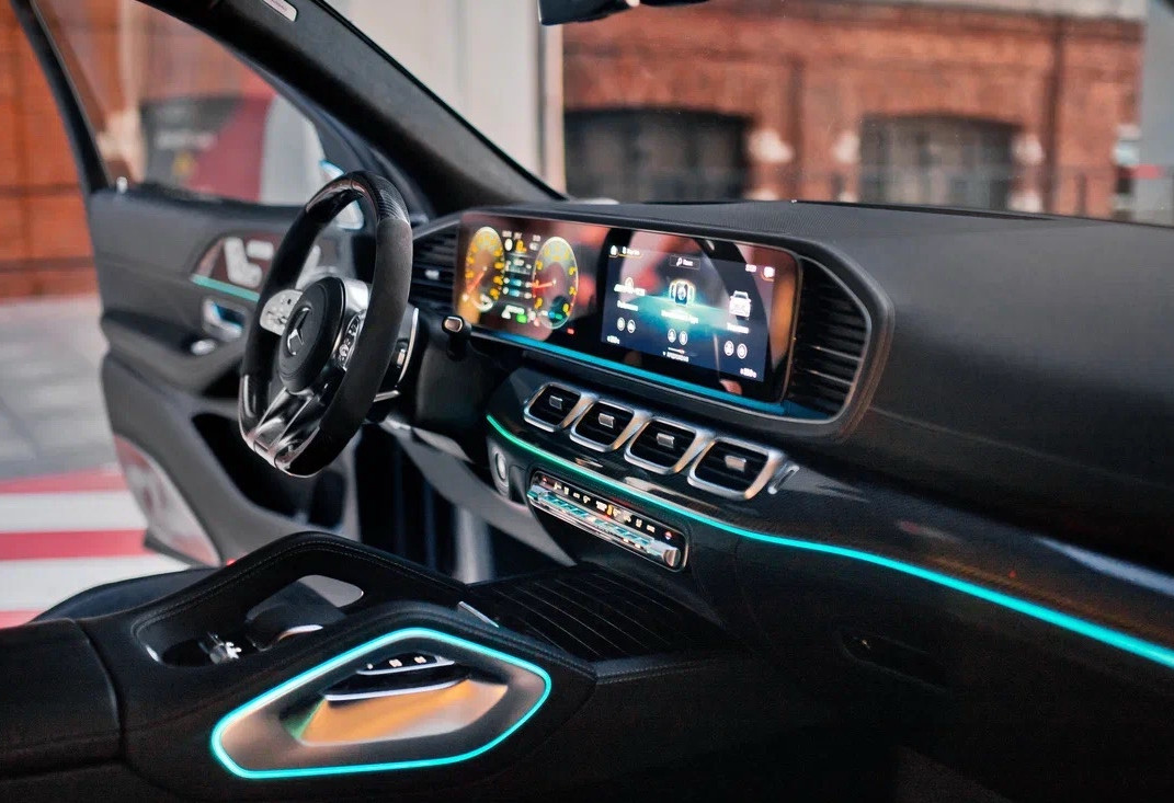 Аренда mercedes-benz gle-amg премиум класса 2021 года в городе Москва Автозаводская от 29600 руб./сутки, полный привод, двигатель: гибрид, объем 4 литра, каско (Мультидрайв), ОСАГО (Мультидрайв), без водителя, недорого, вид 7 - RentRide