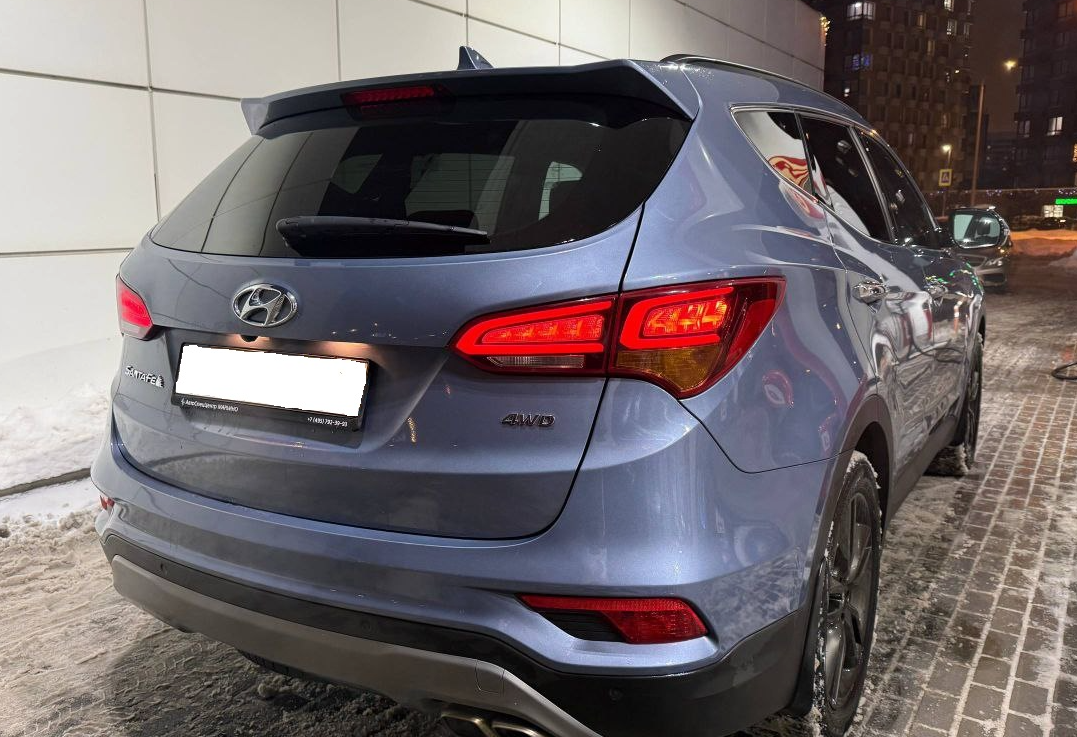 Аренда hyundai santa-fe стандарт класса 2017 года в городе Москва Войковская от 3160 руб./сутки, полный привод, двигатель: бензин, объем 2.4 литра, каско (Впишу в полис), ОСАГО (Впишу в полис), без водителя, недорого, вид 2 - RentRide