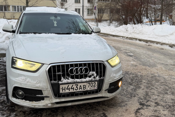 Прокат авто audi q3 комфорт класса 2014 года в городе Москва Бауманская от 3600 руб./сутки, полный привод, двигатель: бензин, объем 2 литра, ОСАГО (Впишу в полис), без водителя, недорого - RentRide