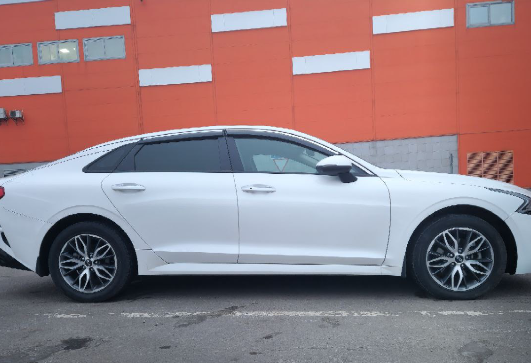 Аренда kia k5 комфорт класса 2020 года в городе Москва от 4480 руб./сутки, передний привод, двигатель: бензин, объем 2 литра, ОСАГО (Впишу в полис), без водителя, недорого, вид 4 - RentRide