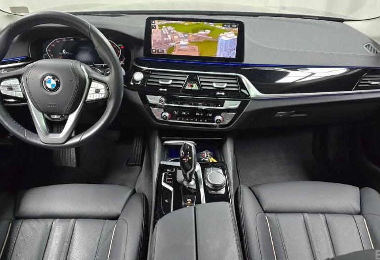 Аренда bmw 5-serii бизнес класса 2021 года в городе Москва Крылатское от 8800 руб./сутки, задний привод, двигатель: бензин, объем 2 литра, каско (Впишу в полис), ОСАГО (Впишу в полис), без водителя, недорого, вид 4 - RentRide