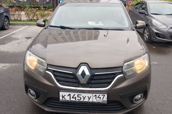 Прокат авто renault sandero эконом класса 2019 года в городе Мурино от 1880 руб./сутки, передний привод, двигатель: бензин, объем 1.6 литров, ОСАГО (Впишу в полис), без водителя, недорого - RentRide