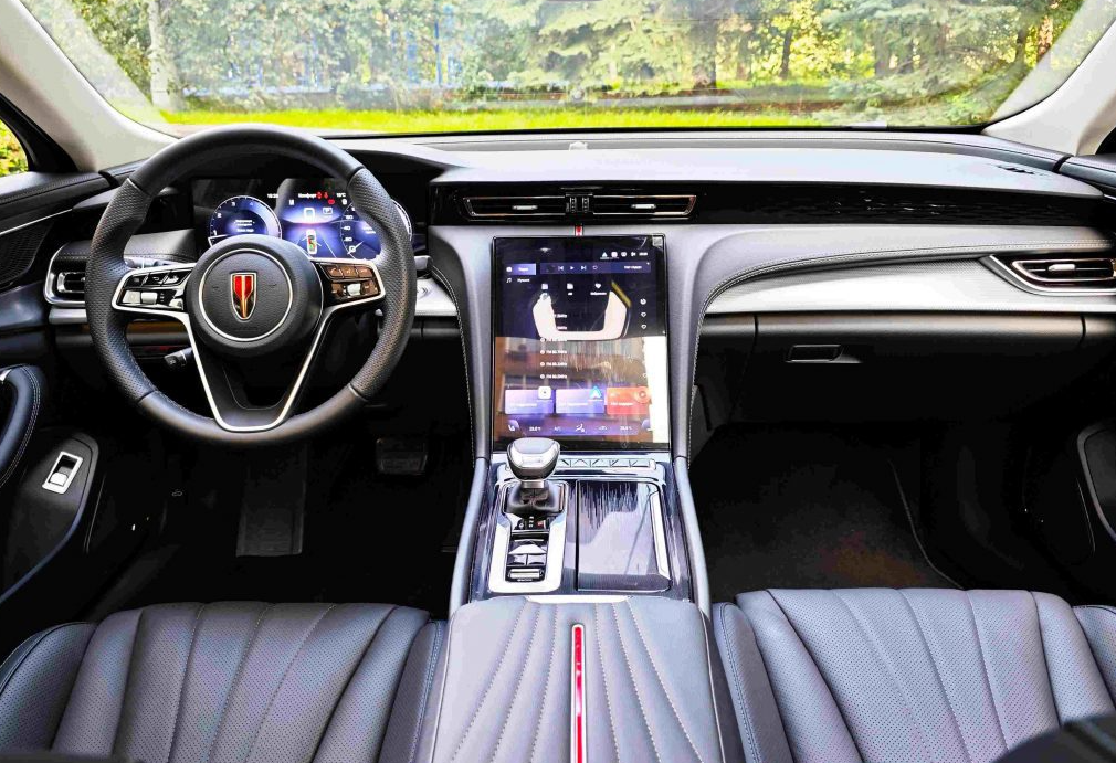 Аренда hongqi h5 бизнес класса 2024 года в городе Москва Проспект Вернадского от 10560 руб./сутки, передний привод, двигатель: бензин, объем 2 литра, каско (Мультидрайв), ОСАГО (Мультидрайв), без водителя, недорого, вид 4 - RentRide