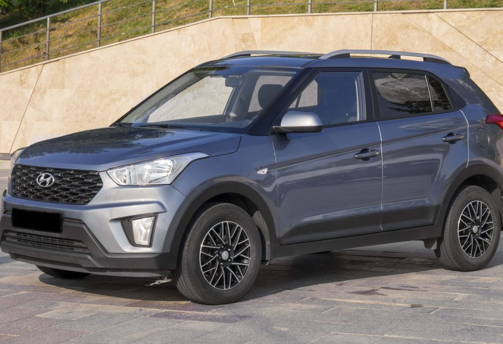 Аренда hyundai creta эконом класса 2020 года в городе Москва Мичуринский проспект от 4048 руб./сутки, передний привод, двигатель: бензин, объем 1.6 литров, каско (Мультидрайв), ОСАГО (Мультидрайв), без водителя, недорого - RentRide