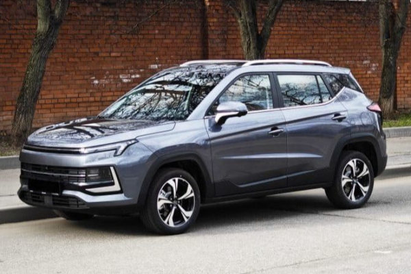 Прокат авто moskvich 3 стандарт класса 2023 года в городе Москва Проспект Вернадского от 4048 руб./сутки, передний привод, двигатель: бензин, объем 1.5 литров, каско (Мультидрайв), ОСАГО (Мультидрайв), без водителя, недорого - RentRide