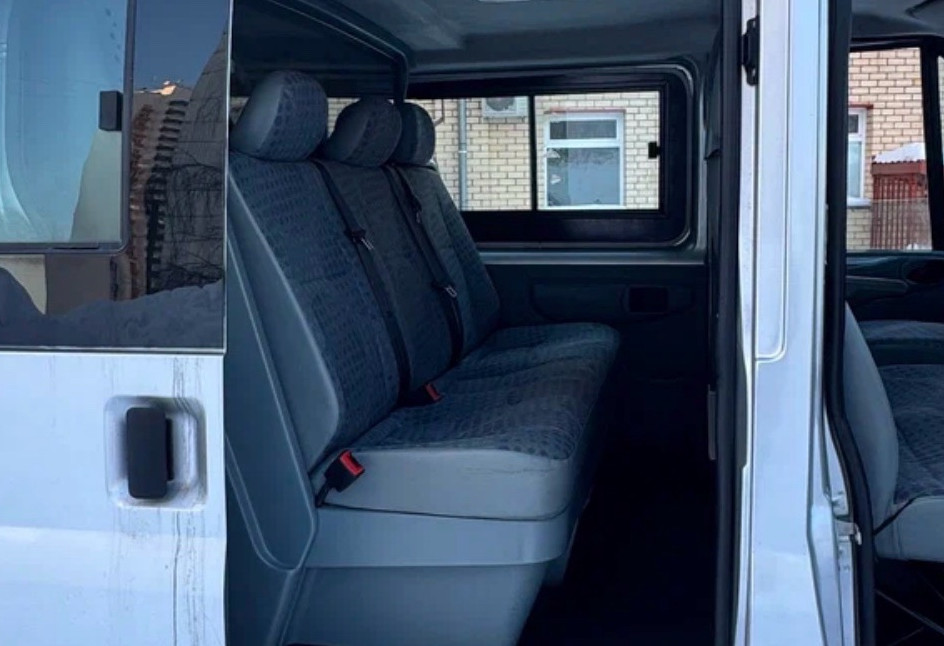 Аренда ford transit 2015 года в городе Москва Щукинская от 5599 руб./сутки, передний привод, двигатель: дизель, объем 2.2 литра, ОСАГО (Впишу в полис), без водителя, недорого, вид 11 - RentRide