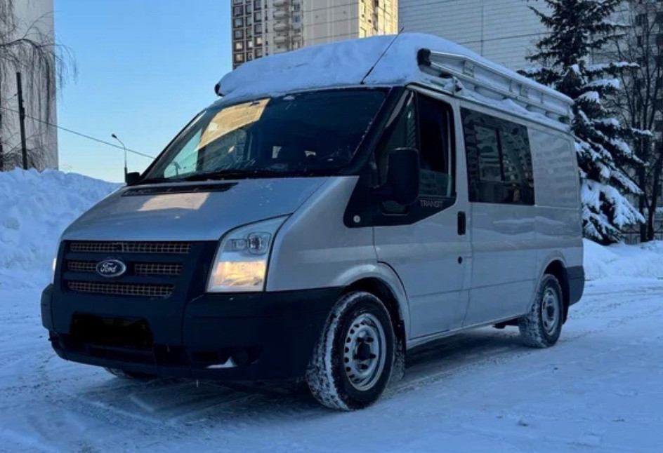 Аренда ford transit 2015 года в городе Москва Щукинская от 5599 руб./сутки, передний привод, двигатель: дизель, объем 2.2 литра, ОСАГО (Впишу в полис), без водителя, недорого - RentRide