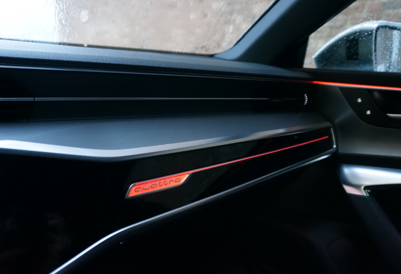 Аренда audi s7 премиум класса 2019 года в городе Москва Автозаводская от 13600 руб./сутки, полный привод, двигатель: гибрид, объем 3 литра, каско (Мультидрайв), ОСАГО (Мультидрайв), без водителя, недорого, вид 9 - RentRide