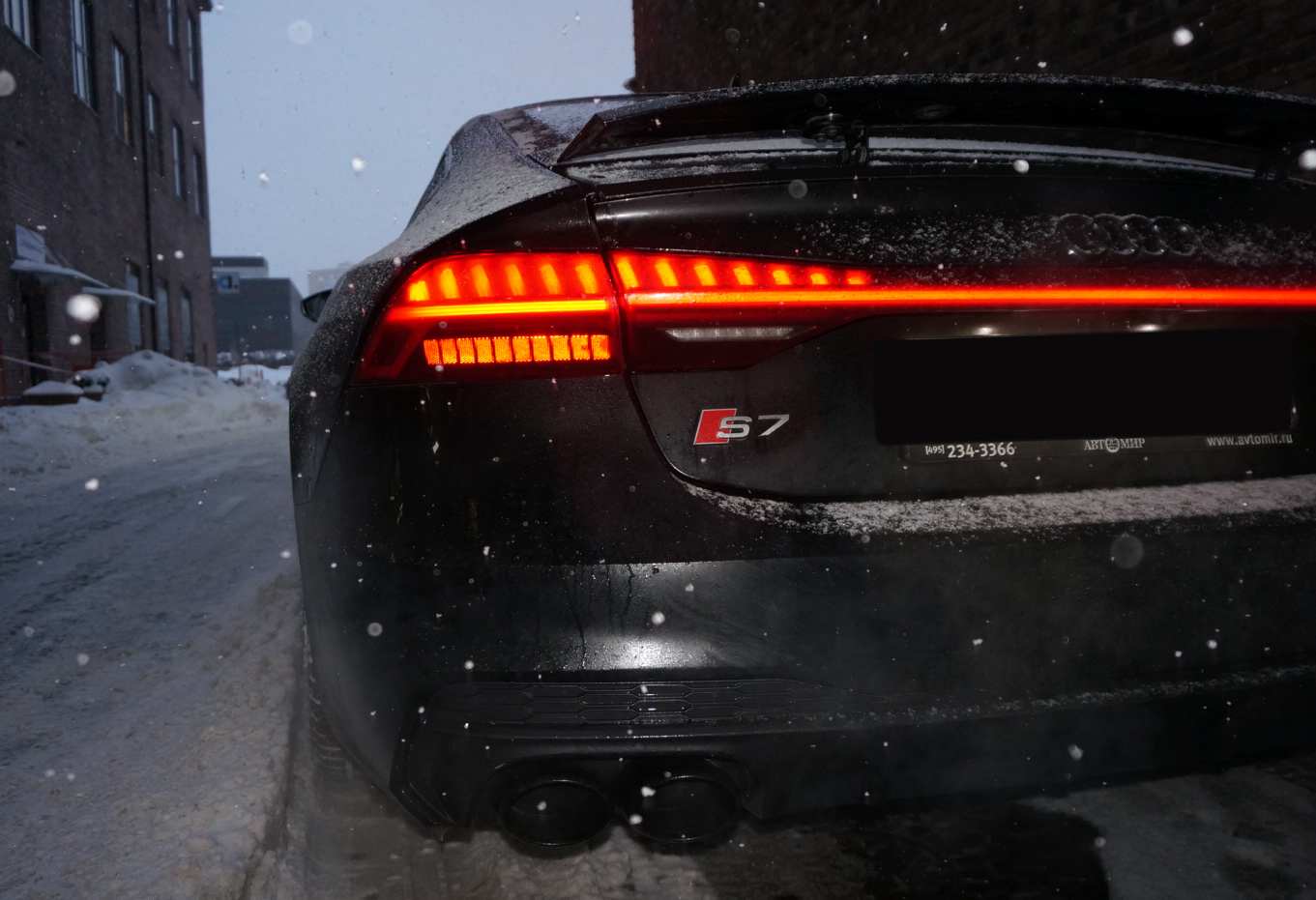 Аренда audi s7 премиум класса 2019 года в городе Москва Автозаводская от 13600 руб./сутки, полный привод, двигатель: гибрид, объем 3 литра, каско (Мультидрайв), ОСАГО (Мультидрайв), без водителя, недорого, вид 2 - RentRide