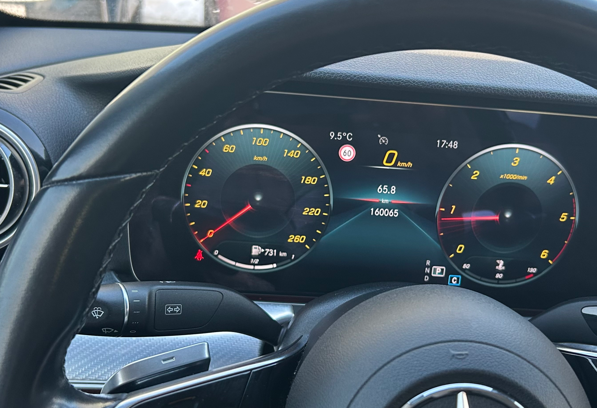 Аренда mercedes-benz e-klass бизнес класса 2021 года в городе Москва от 7200 руб./сутки, задний привод, двигатель: дизель, объем 2 литра, ОСАГО (Впишу в полис), без водителя, недорого, вид 4 - RentRide