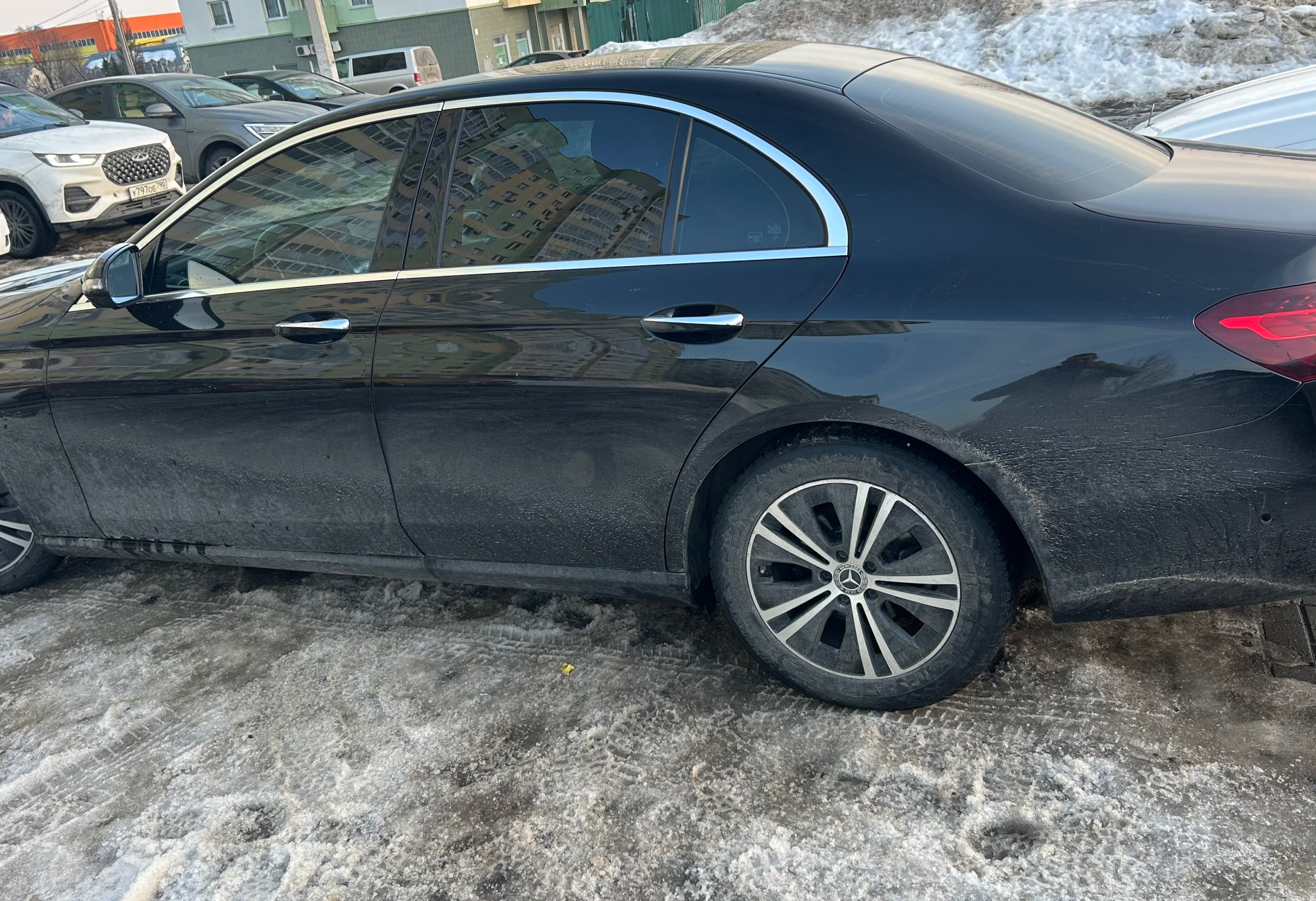 Аренда mercedes-benz e-klass бизнес класса 2021 года в городе Москва от 7200 руб./сутки, задний привод, двигатель: дизель, объем 2 литра, ОСАГО (Впишу в полис), без водителя, недорого, вид 6 - RentRide