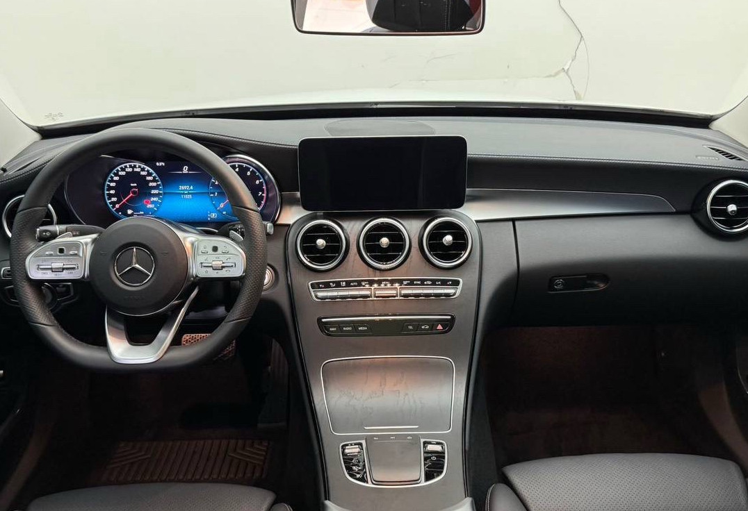 Аренда mercedes-benz c-klass комфорт класса 2015 года в городе Москва Электрозаводская от 7200 руб./сутки, задний привод, двигатель: бензин, объем 1.5 литров, ОСАГО (Впишу в полис), без водителя, недорого, вид 6 - RentRide